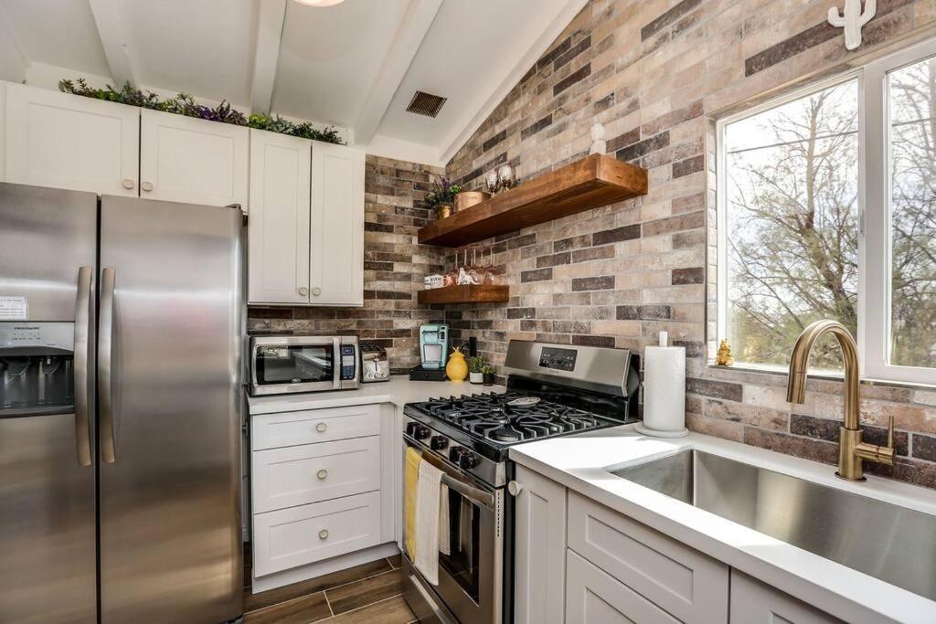 Jt Cottage يوككا فالي المظهر الخارجي الصورة
